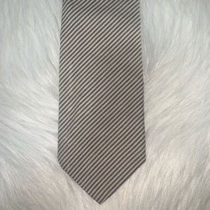 Brooks Brothers silk tie G